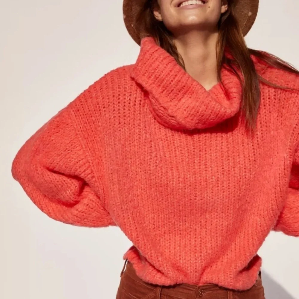 Free People ‘SHE’S ALL THAT’ Oversized Cowl Neck Alpaca Sweater Size Small